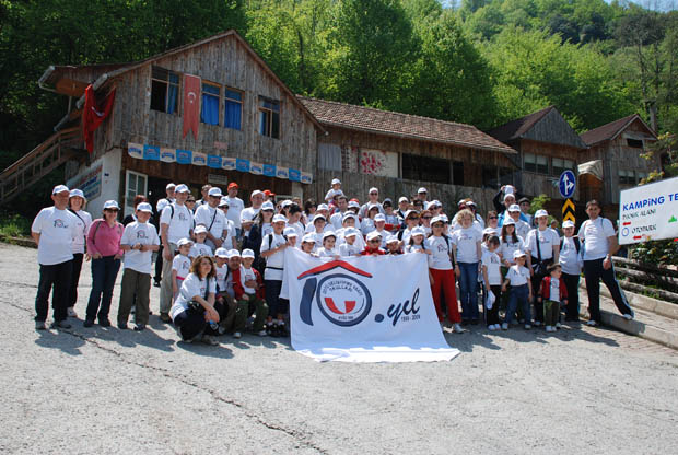 , Okulumuz öğretmen, öğrenci ve velileri doğa yürüşünde buluştu&#8230;